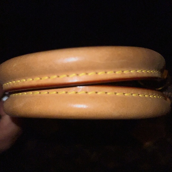 Louis Vuitton Alma PM - Gently Used - Picture 4 of 7